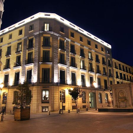 Radisson Blu Hotel, Madrid Prado ภายนอก รูปภาพ