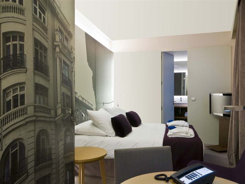 Radisson Blu Hotel, Madrid Prado ภายนอก รูปภาพ